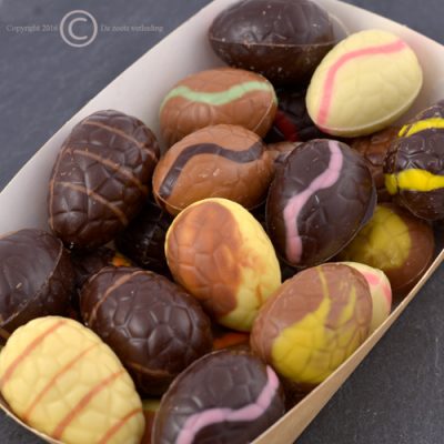 Chocolade paaseitjes gevuld