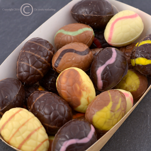 Chocolade paaseitjes gevuld