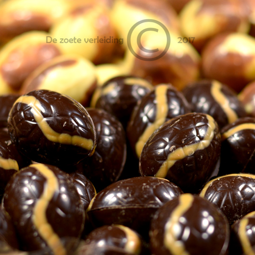 Luxe chocolade paaseitjes gevuld