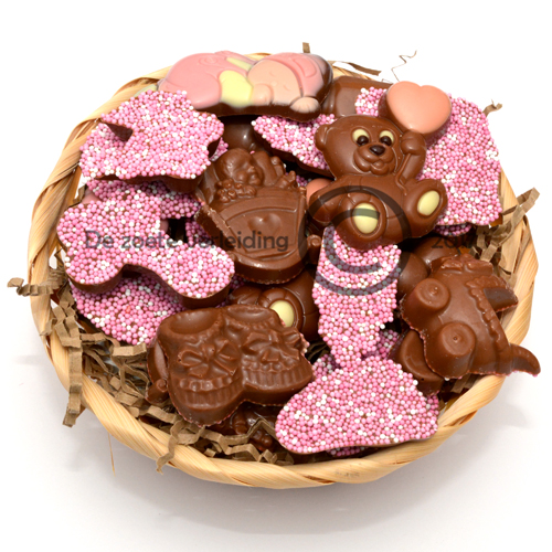 Geboorte chocolade roze in mandje